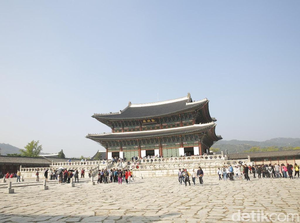 Assa! Wisata Malam Istana Gyeongbokgung Dibuka Kembali