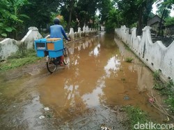 Banjir di Pasuruan Setinggi Satu Meter Surut
