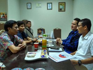 Didukung Nelayan, Sandiaga: Hanya Saya Calon yang Mau Hentikan Reklamasi