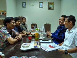 Didukung Nelayan, Sandiaga: Hanya Saya Calon yang Mau Hentikan Reklamasi