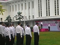 Menteri ESDM Pimpin Upacara Peringatan Hari Pahlawan