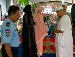 Angelina Sondakh Puluhan Kali Khatam Alquran di Pondok Bambu