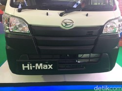 Hi-Max, Pikap Bermesin Daihatsu Ayla, Konsumsi BBM 13,5 Km/Liter
