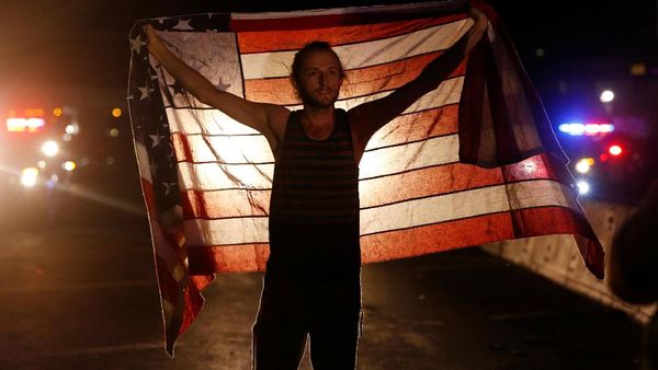 Demo Anti-Trump Lumpuhkan Lalu Lintas Los Angeles