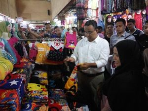 Kampanye di Kebayoran Lama, Anies Disambut Yel-yel Lupakan yang Kotak