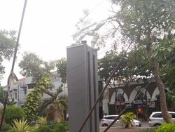 Simbol Pertempuran 10 November, Apa Kabar Monumen di Alun-alun Contong?