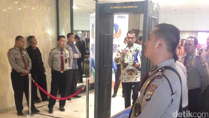 1.000 Aparat Amankan Kongres PSSI Sampai Radius 2 KM dari Lokasi