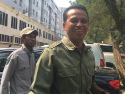 Besuk Kader HMI, Anggota DPD: Ismail Anak Angkat Saya