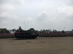 Dari Brimob, Jokowi Langsung Sambangi Markas Marinir