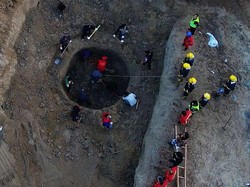 4 Hari Terjebak di Dalam Sumur Selebar 30 Cm, Bocah di China Tewas