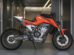 KTM Pamer Konsep Duke 790