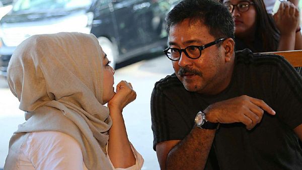 Cara Rano Karno Mengisi Waktu Luang Bersama Keluarga