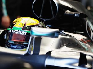 Hamiton Tercepat, Rosberg Ketiga