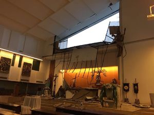 Hujan Deras, Kaca Gereja di Bintaro Jebol Diterpa Angin Kencang