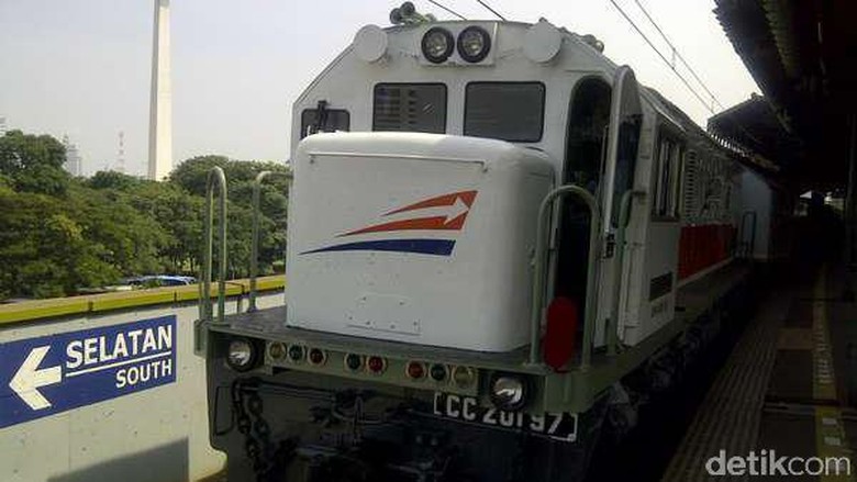 Kereta Api Lodaya Tambahan Anjlok di Nagreg