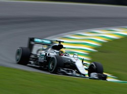 Unggul 0,030 Detik atas Rosberg, Hamilton Kembali Jadi yang Tercepat