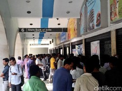 Warga India Protes: Gara-gara Segelintir Orang Kaya, Semua Jadi Repot