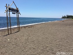 Akhir Pekan di Lombok Utara, Serasa Punya Pantai Pribadi