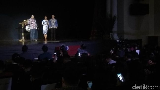 Buka Malam Final Koko Cici, Djarot: Walaupun Berbeda, Kita Buka Malam Final Koko Cici, Djarot: Walaupun Berbeda, Kita