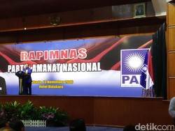 Buka Rapimnas PAN, Zulkifli Hasan: Jokowi Tak Akan Melindungi Ahok