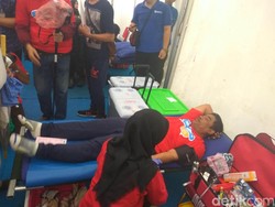 Plt Gubernur DKI Ikut Donor Darah di CFD