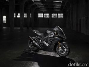 Motor Paling Eksklusif BMW, Pakai Serat Karbon Motor Paling Eksklusif BMW, Pakai Serat Karbon