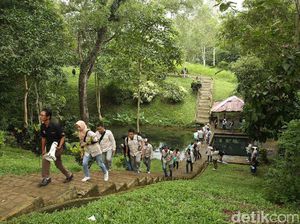 Risers Kunjungi Situs Purbakala di Lampung