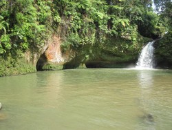 Air Terjun yang Punya Pantai di Sumatera Utara, Harus Lihat!