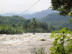Tren Curah Hujan Meningkat, BBWS Citarum: Kota Bandung Rentan Banjir