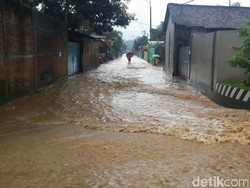 Hujan Deras Semalam, Empat Kecamatan di Trenggalek Diterjang Banjir