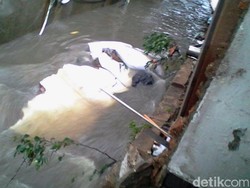 Jabar Sepekan: Banjir Seatap Terjang Cicendo-PSBB Bodebek hingga 25 November