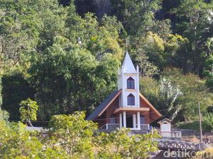 Kedamaian Antar Umat Beragama yang Tercermin di Bukit Kasih Sulawesi