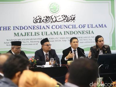 Advokat Gelar Rapat di MUI