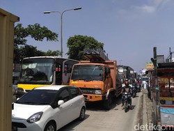 Banjir di Kahatex, Dari Pukul 03.00 WIB hingga Siang Ini Masih di Rancaekek