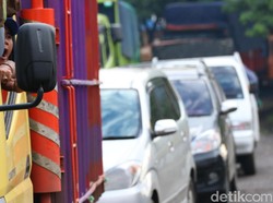 Ini Tips Hadapi Macet Belasan Jam di Rancaekek