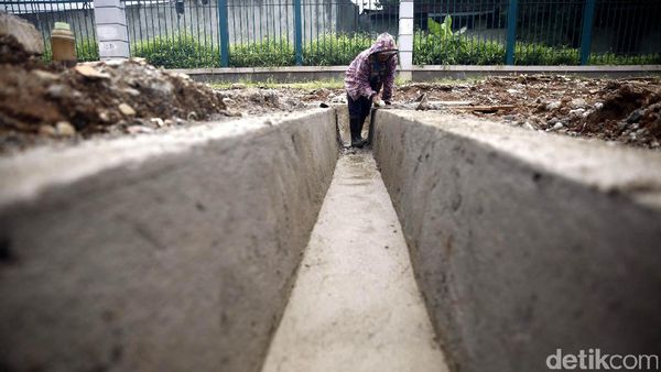 Proyek Drainase Senayan Terus Dikebut