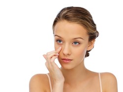 8 Tips dari Para Ahli Untuk Rawat Kulit Agar Terlihat Awet Muda