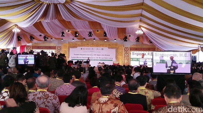 Jokowi dan PM Singapura Resmikan Kawasan Industri Kendal Jokowi dan PM Singapura Resmikan Kawasan Industri Kendal