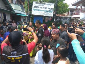 Blusukan di Kelurahan Ancol, Agus Yudhoyono Disambut Iringan Rebana