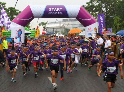 Ribuan Peserta Ikuti Combi Run 2016