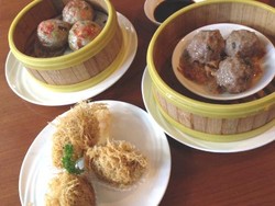 Kalau Mau Makan Siang di Menteng, Ada Dim Sum Kanton dan Nasi Rames Peranakan yang Sedap