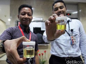 Pimpinan dan Pegawai KPK Tes Urine