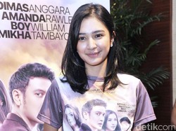 Cerita Mikha Tambayong yang Tengah Asyik Magang di Kantor