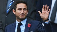 Usia Frank Lampard sudah 38 tahun tapi mantan bintang Chelsea tersebut tampak belum akan pensiun usai meninggalkan New York City FC pada bulan November. Ia santer dikaitkan dengan sejumlah klub, di Premier League dan Championship (Ian Walton/Getty Images).