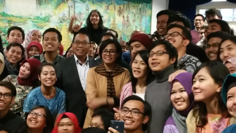 penerima ca beasiswa Di Sri Jelaskan Perkembangan Mulyani Ekonomi Belanda,