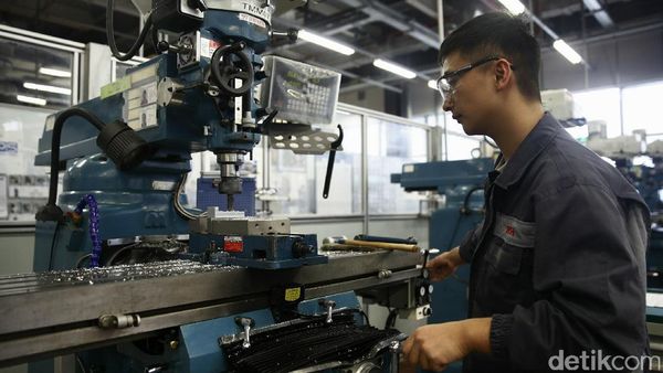 Begini Cara Bosch Melatih Siswa Magang