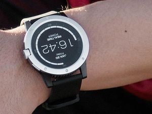 Andaikan Baterai Apple Watch Bisa Seperti Smartwatch Ini