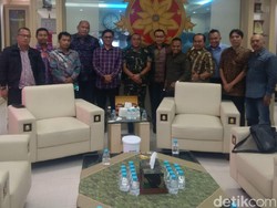 Sambangi Makostrad, Rumah Gerakan 98 Sampaikan Situasi Nasional Terkini