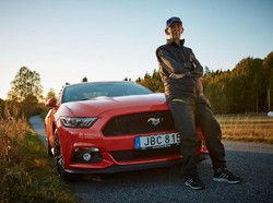 Kakek 97 Tahun Ini Jadi Orang Tertua Pemilik Mustang