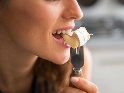 Mengunyah Makanan 35 Kali Bisa Dukung Penurunan Berat Badan